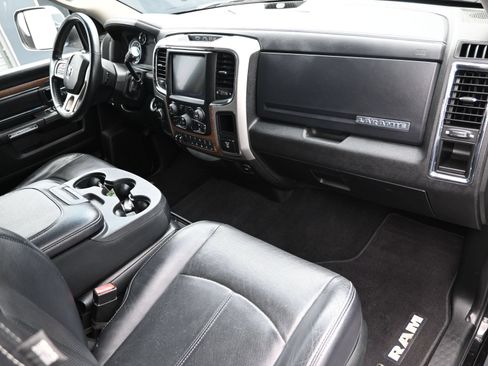 Used 2018 RAM 2500 Laramie w/ Off Road Package AWD/4WD image 40