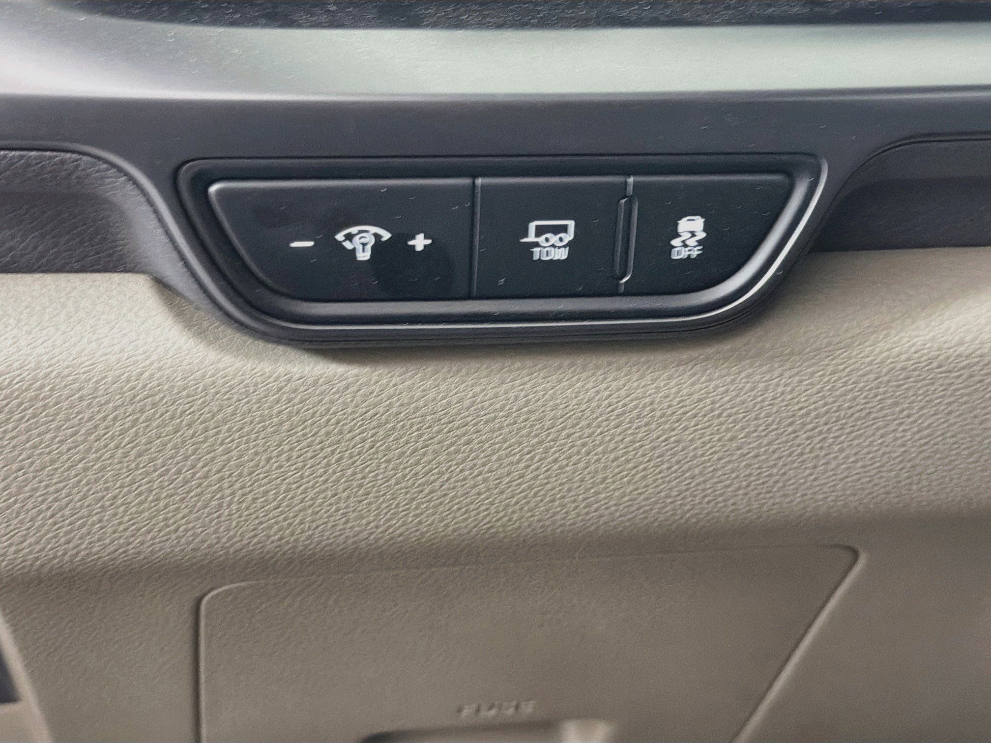 Used 2026 Kia Carnival LXS FWD image 16