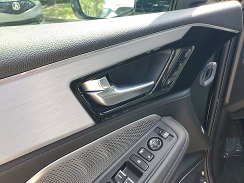 Used 2024 Acura MDX FWD image 22