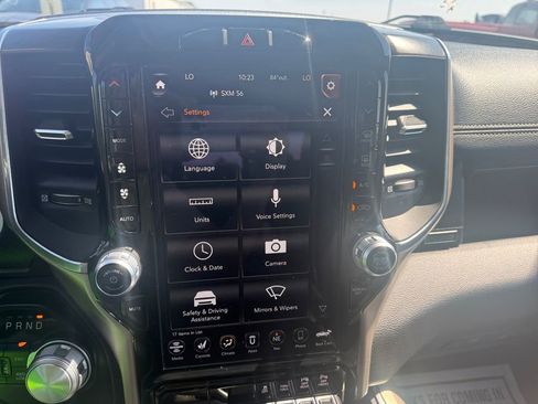 Used 2021 RAM 1500 Laramie AWD/4WD image 14