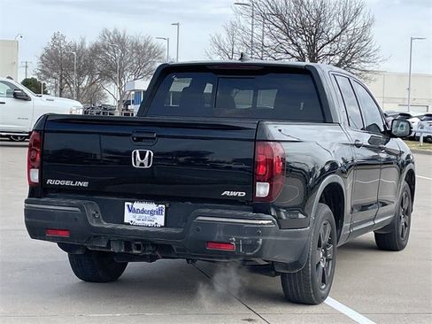 Used 2018 Honda Ridgeline Black Edition image 4
