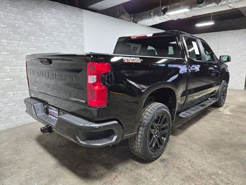 Used 2022 Chevrolet Silverado 1500 Custom Trail Boss AWD/4WD image 38