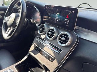 Used 2021 Mercedes-Benz GLC 300 4MATIC image 11