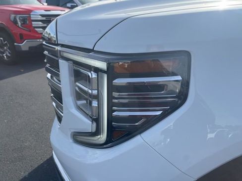 New 2026 GMC Sierra 1500 SLT w/ SLT Premium Plus Package image 12
