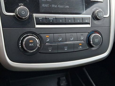 Used 2017 Nissan Altima 2.5 SR FWD image 19