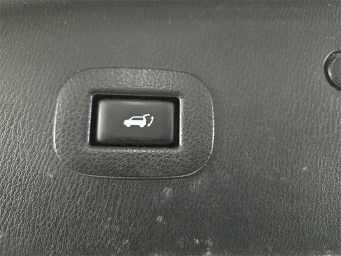 Used 2018 INFINITI QX80 4WD w/ Driver Assistance Package image 15