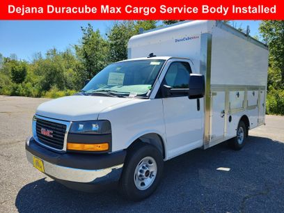 New 2025 GMC Savana 3500 w/ Power Convenience Package