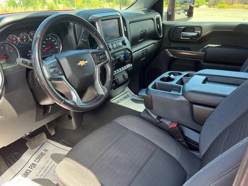 Used 2021 Chevrolet Silverado 2500 LT w/ Convenience Package AWD/4WD image 5