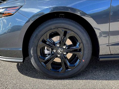 New 2025 Honda Accord SE image 8