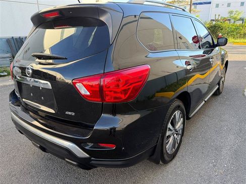 Used 2018 Nissan Pathfinder S AWD/4WD image 7