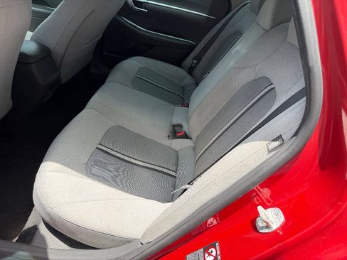 Used 2022 Hyundai Sonata SE FWD image 9