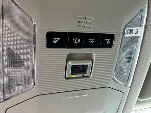 Certified 2020 Toyota RAV4 LE image 26