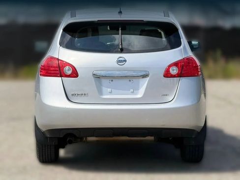 Used 2013 Nissan Rogue S AWD/4WD image 4
