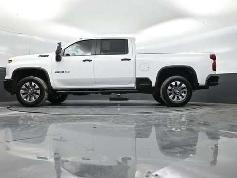 Used 2024 Chevrolet Silverado 2500 Custom w/ Custom Value Package AWD/4WD image 60