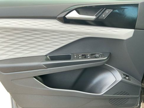 Used 2023 Volkswagen Taos S image 22