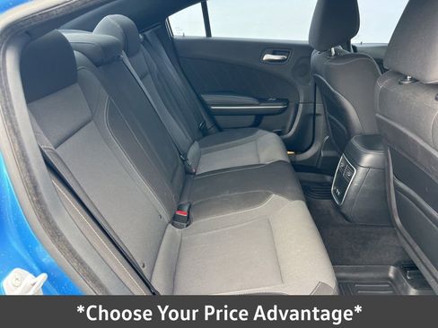 Used 2015 Dodge Charger SXT image 16