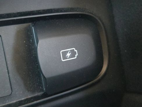 Used 2019 Hyundai Santa Fe SE FWD image 27