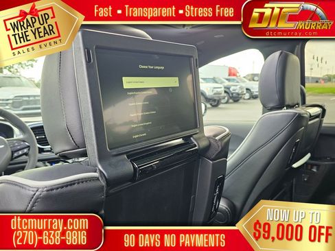 New 2026 Chrysler Pacifica Limited w/ Uconnect Theater Family Group image 29