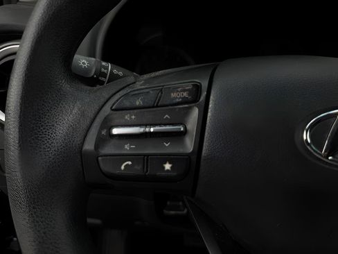 Certified 2023 Hyundai Kona SEL AWD/4WD image 12