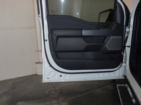 New 2025 Ford F150 Lariat w/ Equipment Group 502A High image 36