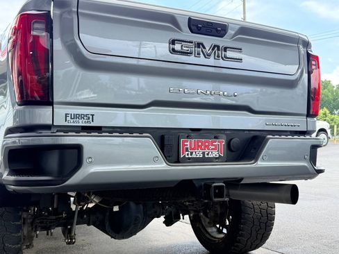Used 2024 GMC Sierra 2500 Denali w/ Denali Reserve Package AWD/4WD image 8