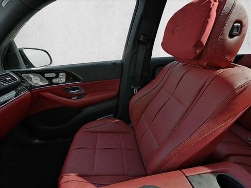 New 2026 Mercedes-Benz GLS 580 4MATIC image 20