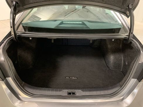 Used 2023 Nissan Altima 2.5 SV image 18