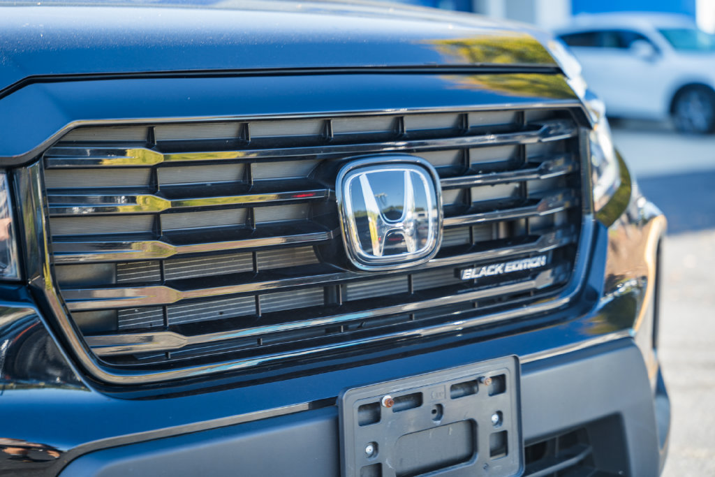 Used 2024 Honda Passport Black Edition image 11
