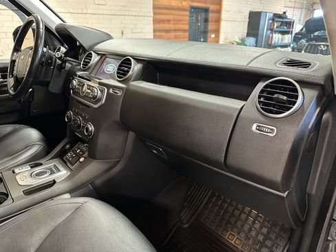 Used 2016 Land Rover LR4 HSE LUX AWD/4WD image 22