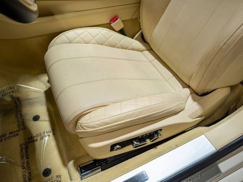 Used 2020 Bentley Continental GT image 32