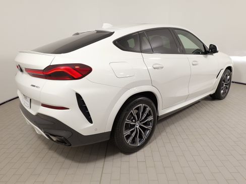 Used 2022 BMW X6 xDrive40i w/ M Sport Package AWD/4WD image 14