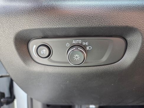 Used 2023 Chevrolet Traverse High Country w/ LPO, Floor Liner Package FWD image 23