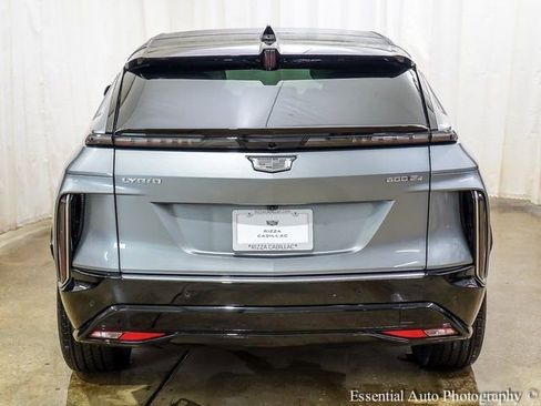 New 2025 Cadillac Lyriq Luxury w/ LPO, Floor Liner Package image 5