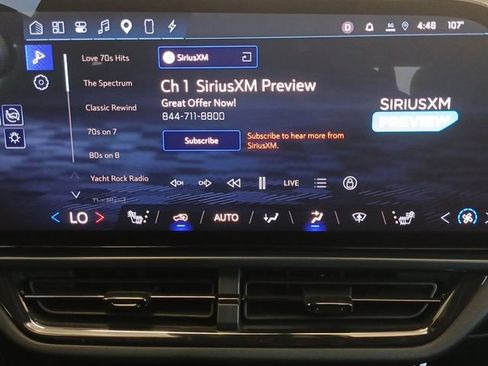 Used 2025 Chevrolet Equinox EV RS FWD image 8