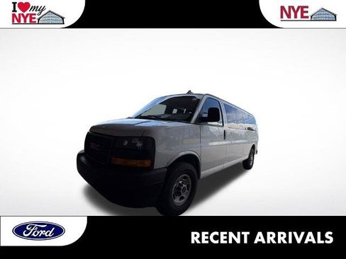Used 2024 GMC Savana 3500 LS RWD image 1