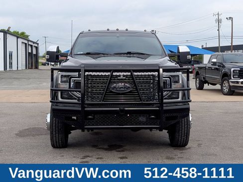 Used 2021 Ford F450 Platinum w/ FX4 Off-Road Package AWD/4WD image 2