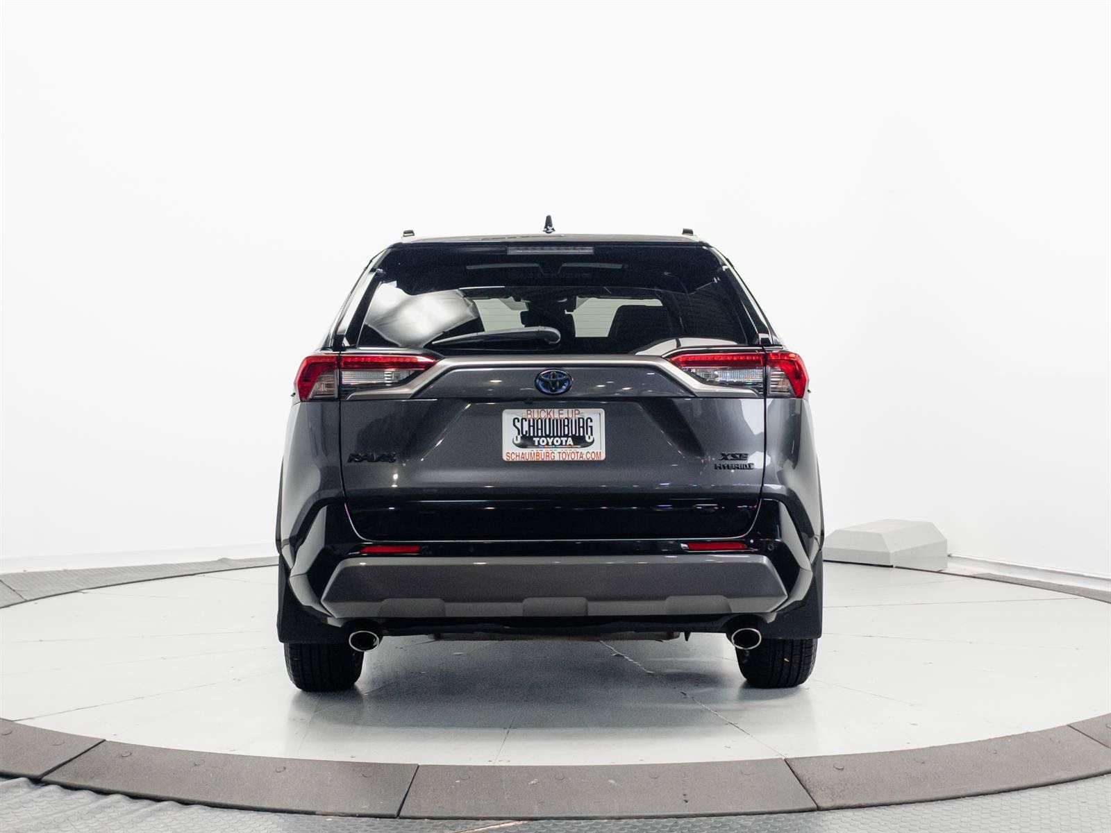 Used 2019 Toyota RAV4 XSE AWD/4WD image 10