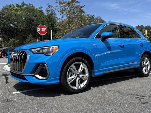 Used 2022 Audi Q3 2.0T Premium w/ Convenience Package image 29