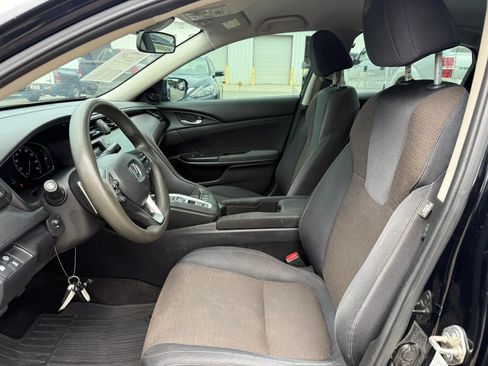 Used 2019 Honda Insight EX image 2