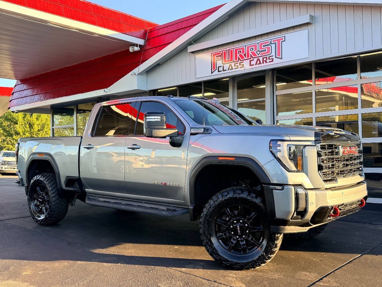 Used 2024 GMC Sierra 2500 AT4 w/ Technology Package AWD/4WD image 1
