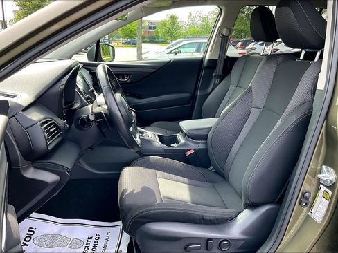 Used 2024 Subaru Outback Premium AWD/4WD image 28
