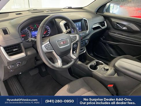 Used 2022 GMC Terrain SLE AWD/4WD image 2