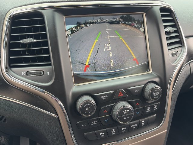 Used 2016 Jeep Grand Cherokee Limited w/ Trailer Tow Group IV AWD/4WD image 26