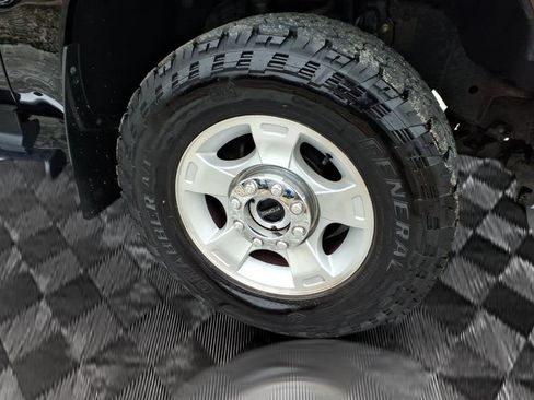 Used 2016 Ford F250 XLT w/ XLT Value Package image 7