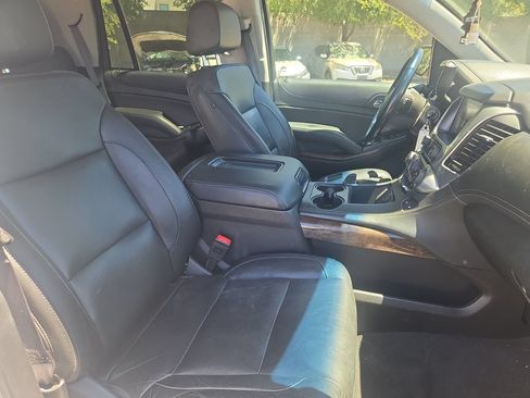 Used 2019 Chevrolet Tahoe LT AWD/4WD image 10