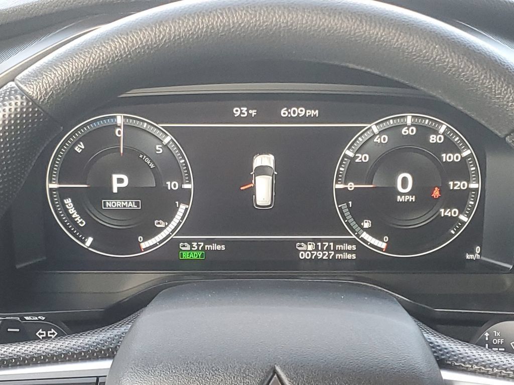 Used 2025 Mitsubishi Outlander ES AWD/4WD image 16
