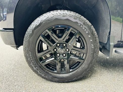 Used 2024 Chevrolet Silverado 1500 LT Trail Boss image 30