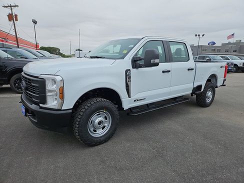 New 2026 Ford F350 XL w/ XL Off-Road Package AWD/4WD image 5