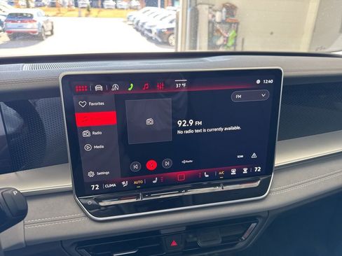 New 2026 Volkswagen Tiguan SE AWD/4WD image 7