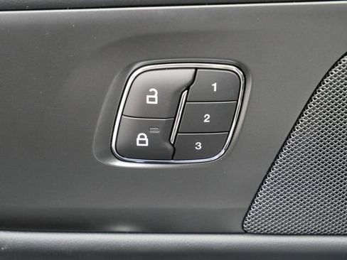 New 2026 Lincoln Nautilus Reserve AWD/4WD image 23